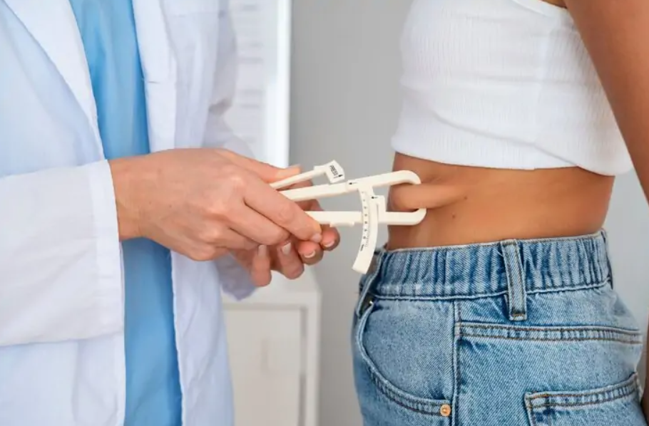 Quais exames o nutrólogo costuma solicitar na primeira consulta?