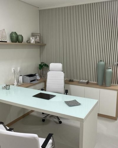 Dra. Lívia Tiburzio - Médica Nutróloga